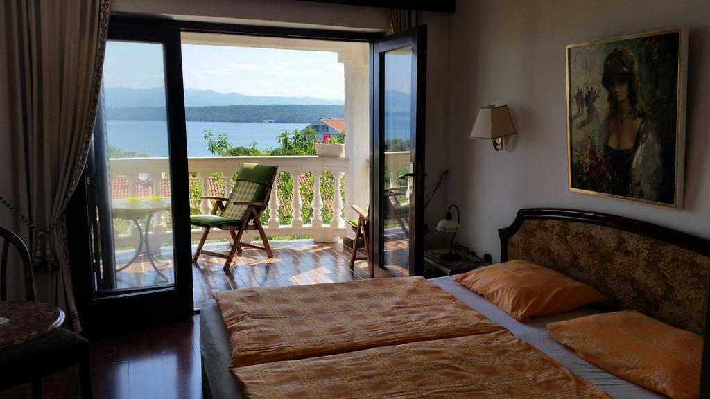 Guest House Villa Marlis Malinska Rom bilde